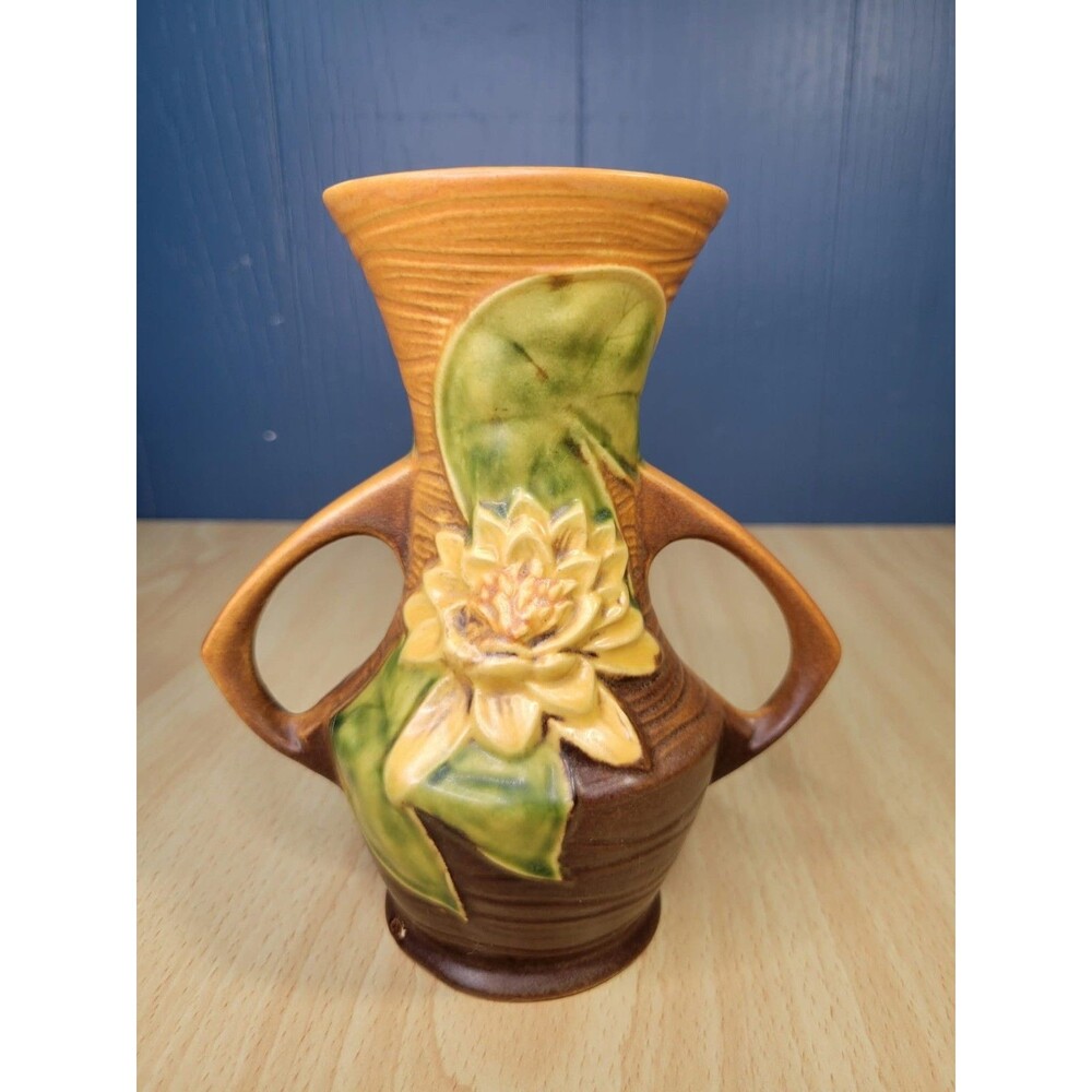 Vintage Roseville Pottery Water Lily Handled Brown Vase 72-6